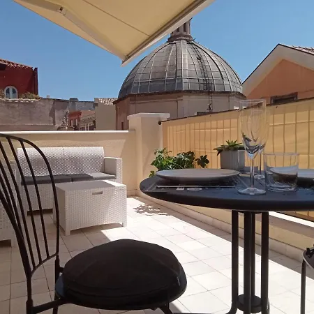 Luxury La Terrazza In Pieno Centro In Apartment Cagliari