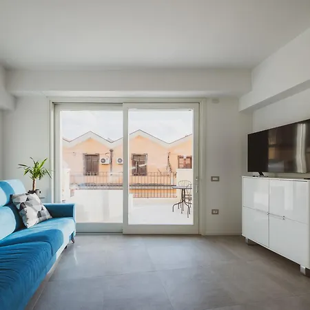 Luxury La Terrazza In Pieno Centro In Апартаменты Кальяри