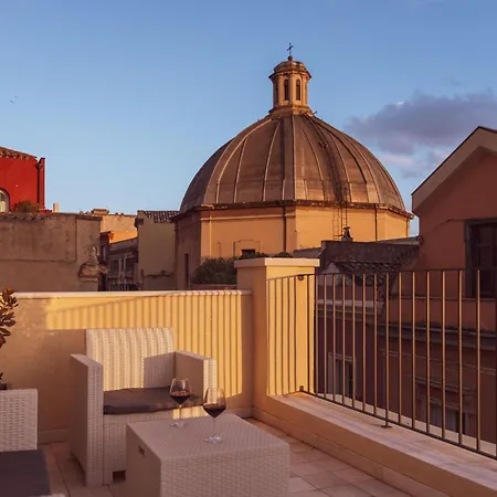Apartment Luxury La Terrazza In Pieno Centro In Cagliari